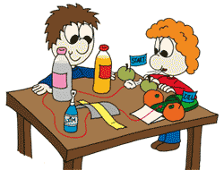 Kinder spielen am Tisch